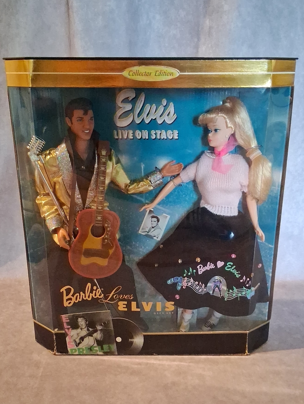 *Vintage* 1996 MATTEL "BARBIE LOVES ELVIS" Gift Set